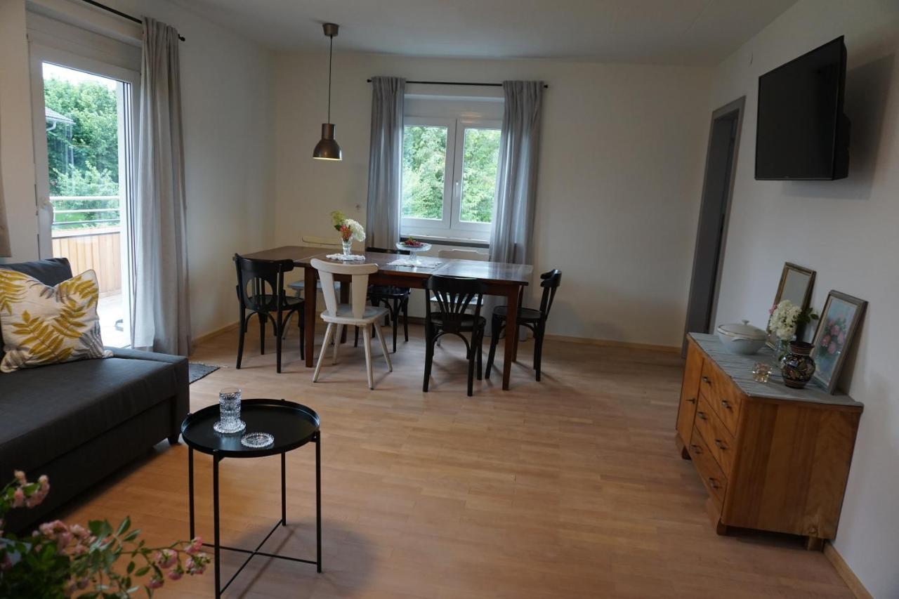 Mader Wohnung Erdgeschoss Mit 3 Schlafzimmer In Ruhiger Gegend מראה חיצוני תמונה