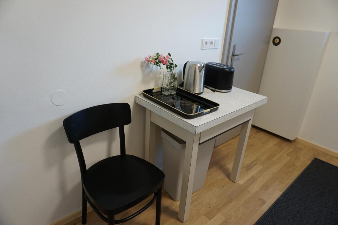 Mader Wohnung Erdgeschoss Mit 3 Schlafzimmer In Ruhiger Gegend מראה חיצוני תמונה